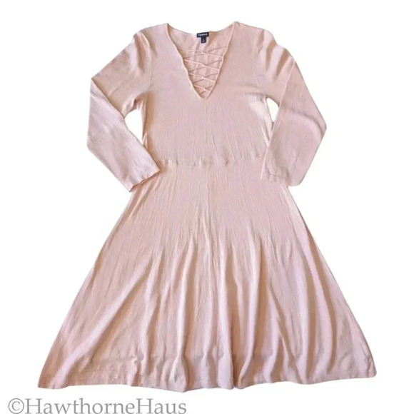TORRID Blush Knit Skater Dress Size 1X Stretch Cage Neckline - Picture 3 of 8